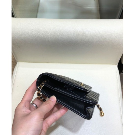 Best Black Uilted Leather Diamond Pattern Turn Lock Design Medium Wallet - Fake Chanel Golden Chain Shoulder Strap Women's Crossbody Bag