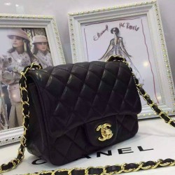 Vogue Mini Classic Boy Yellow Gold CC Turn Lock Chain Shoulder Strap - Replica Chanel Black Lambskin Women's Flap Bag