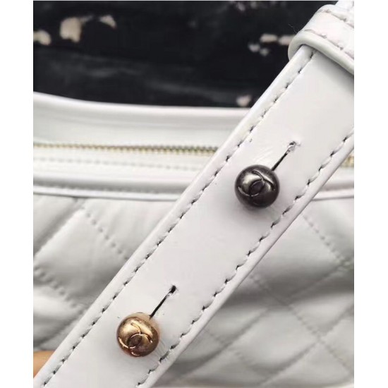 Fashion Brass CC Logo Zipper Pull Two-tone Chain Shoulder Strap - Chanel Gabrielle White Quilted & Smooth Leather Patchwork Hobo Bag 2CM