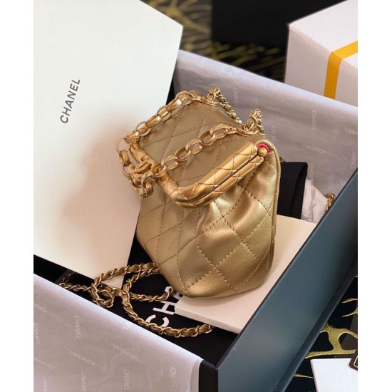 Luxury Golden Quilted Leather Interlocking C Kiss Lock Meatal Frame Flap - Women's Small Chanel Chain Strap Vertical Bag