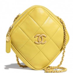 Latest Chanel Diamond Style Wrap Around Zipper Front CC Logo Signature Women's Small Yellow Leather Bag UK