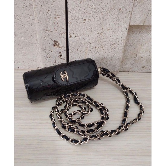 2022 Fashion Black Patent Calfskin Leather Diamond-type Lattice Goden CC Logo Snap Button Closure - Imitated Chanel Women's Lipstick Case