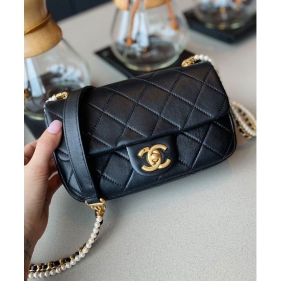 High End Golden Chain White Pearl Detail Black Quilted Leather - Imitated Chanel Women's Flap Bag 21CM