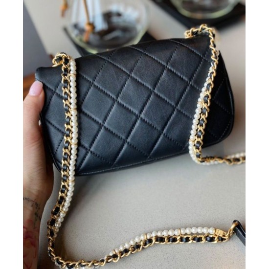 High End Golden Chain White Pearl Detail Black Quilted Leather - Imitated Chanel Women's Flap Bag 21CM