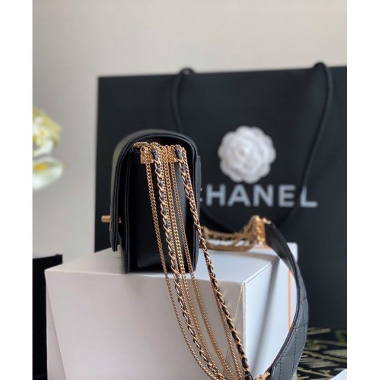 Fashion CC Logo Turn Lock Multiple Chain Shoulder Straps - Women's Chanel Black Quilted Leather Flap Crossbody Bag