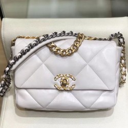 Replica Chanel 19 White Goatskin Leather Gold-Tone Silver-Tone & Ruthenium-Finish Metal Turn Lock Chain Detail Flap Bag For Ladies