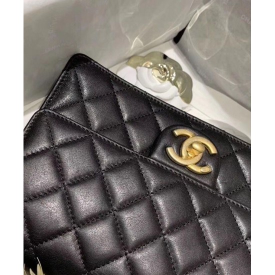 2022 New Top White Pearl Decoration CC Logo Turn Lock - Women's Fake Chanel Chain Strap Black Flap Bag