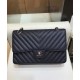 Latest V Type Quilted Leather Slipping Chain Shoulder Strap Silver Hardware - Replica Chanel Female Medium Flap Bag