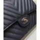 Latest V Type Quilted Leather Slipping Chain Shoulder Strap Silver Hardware - Replica Chanel Female Medium Flap Bag