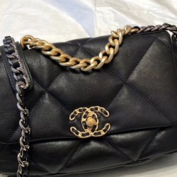 Fashion Black Goatskin Leather Two-tone Chain Detail Brass CC Turn Lock - Faux Chanel 19 Women's Quilted Leather Flap Bag AS1160 B04852 94305