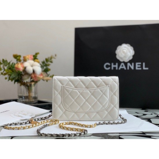 Chanel Flap Bag White For Women 7.4in/19cm