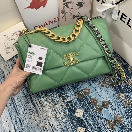 Chanel 19 Flap Bag Gold Hardware Green For Women, Women’s Handbags, Shoulder Bags 10.2in/26cm AS1160