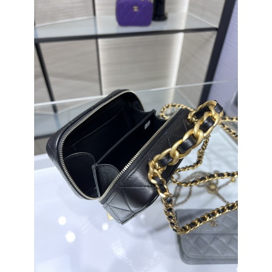 Chanel Vanity With Chain Black Bag For Women 9cm/3.5in AP2920 B08811 94305