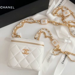 Chanel Small Vanity With Chain White For Women, Women’s Bags 4.3in/11cm