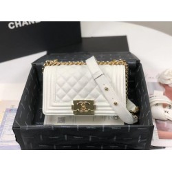 Chanel Boy Flapbag White For Women 7.9in/20cm