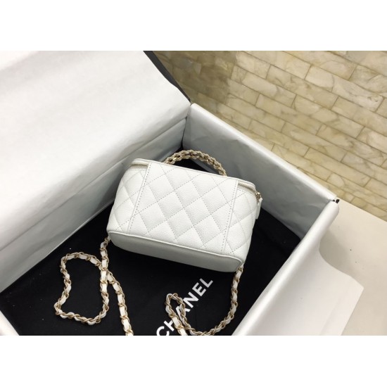 Chanel Small Vanity Case White For Women, Women’s Bags 5.9in/15cm