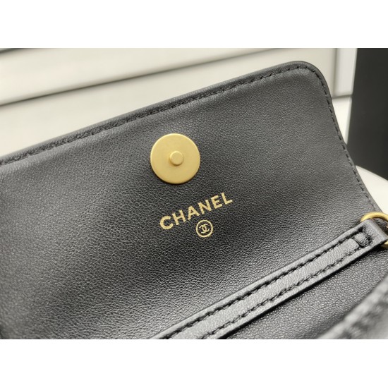 Chanel Classic Distressed Black For Women, Women’s Bags 4.7in/12cm