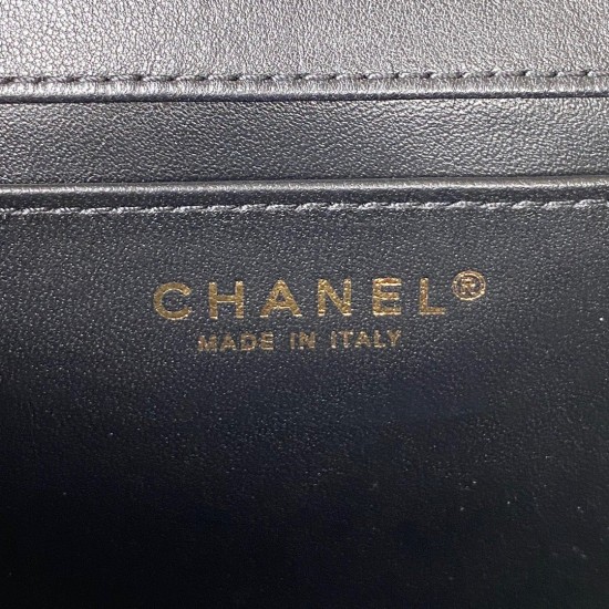 Chanel Small Floor Pack Black For Women, Women’s Bags 7.6in/19.5cm