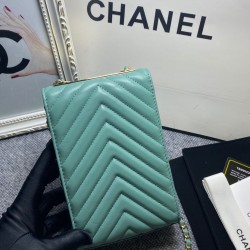 Chanel Chevron Trendy Cc Phone Mint Bag For Women 18cm/7in