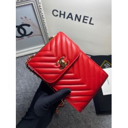 Chanel Chevron Trendy Cc Phone Red Bag For Women 18cm/7in