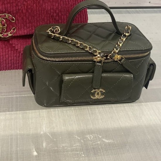 Chanel Vanity Bag With Strap Dark Green For Women, Women’s Bags 6.6in/17cm