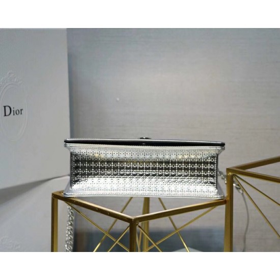 Dior Diorama Bag In Silver Metallic Calfskin