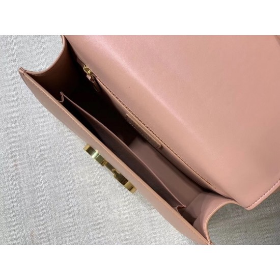 Dior 30 Montaigne Shoulder Bag In Pale Pink Calfskin