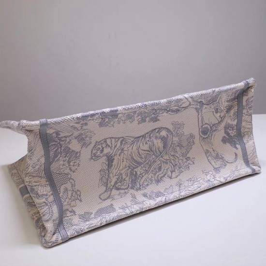 Dior Small Dioraura Book Tote In Grey Toile De Jouy Canvas