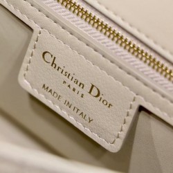 Dior Caro Medium Bag In Beige Cannage Calfskin