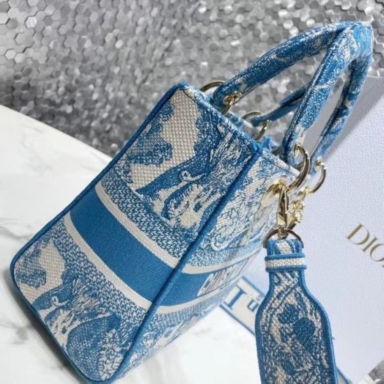 Dior Medium Lady D-Lite Bag In Blue Toile de Jouy Canvas