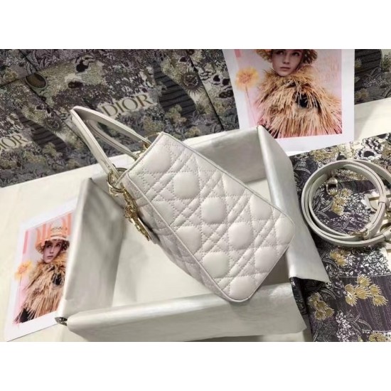 Dior Medium Lady Dior Bag In White Cannage Lambskin