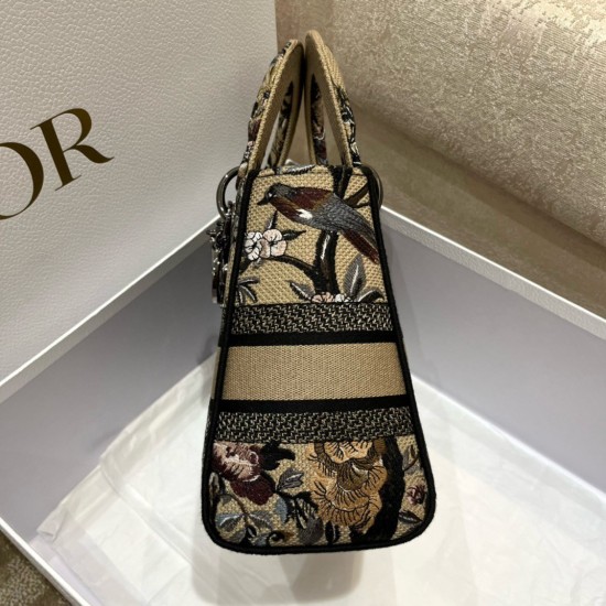 Dior Medium Lady D-Lite Bag In Beige Jardin d'Hiver Embroidery