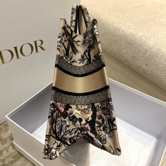 Dior Medium Book Tote Bag In Beige Jardin d'Hiver Embroidery