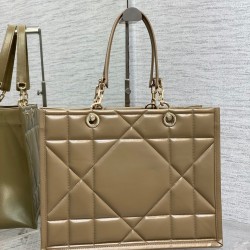 Dior Medium Essential Tote Bag In Hazelnut Archicannage Calfskin