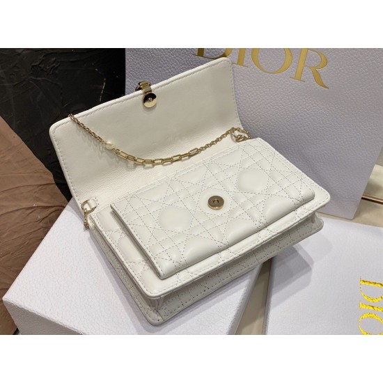 Dior Lady Dior Chain Pouch In White Cannage Lambskin