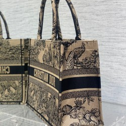 Dior Medium Book Tote Bag In Beige Toile de Jouy Voyage Embroidery