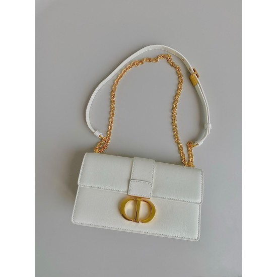 Dior 30 Montaigne East-West Bag with Chain in White Calfskin