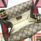 Gucci GG Supreme Small Messenger Bag ‎501050