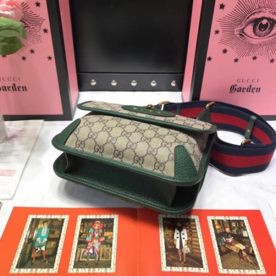 Gucci GG Supreme Small Messenger Bag ‎501050 Green