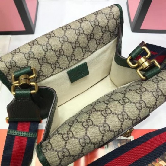 Gucci GG Supreme Small Messenger Bag ‎501050 Green