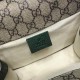 Gucci GG Supreme Small Messenger Bag ‎501050 Green