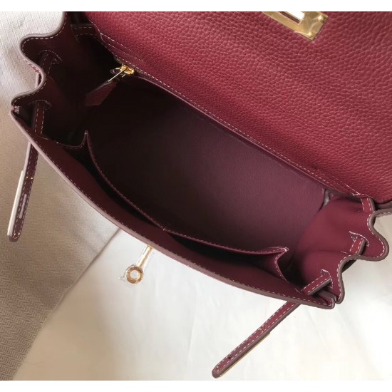 Hermes Kelly 28cm Retourne Bag In Bordeaux Clemence Leather