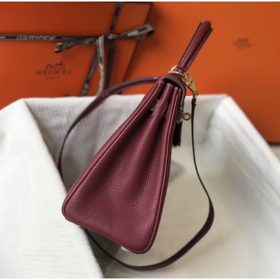 Hermes Kelly 28cm Retourne Bag In Bordeaux Clemence Leather