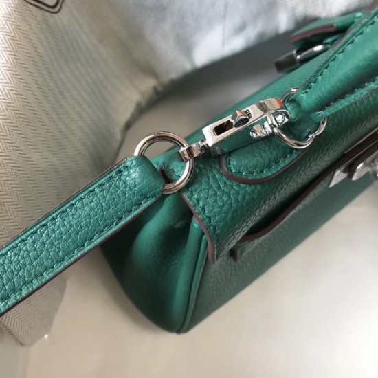 Hermes Mini Kelly 20cm Bag In Malachite Clemence Leather