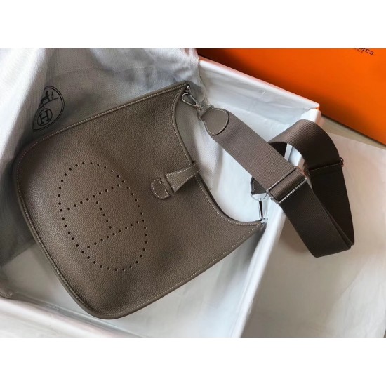 Hermes Evelyne III 29 PM Bag In Taupe Clemence Leather