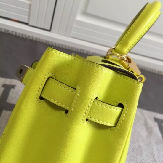 Hermes Kelly Ghillies 28cm In Yellow Swift Leather