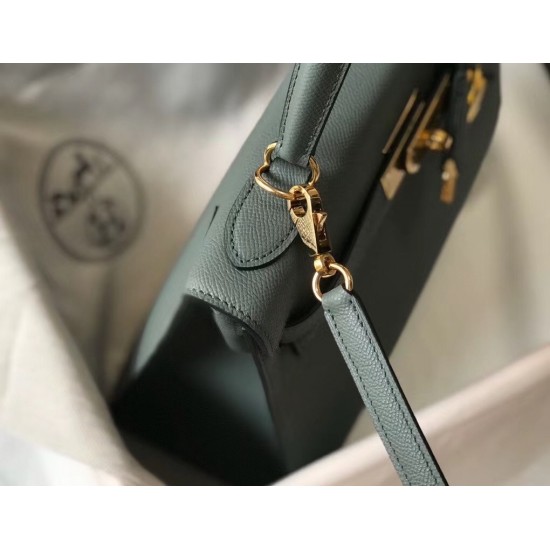 Hermes Kelly 28cm Sellier Bag In Vert Amande Epsom Leather