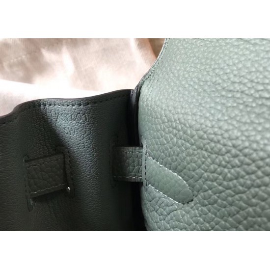 Hermes Kelly 28cm Retourne Bag In Vert Amande Clemence Leather