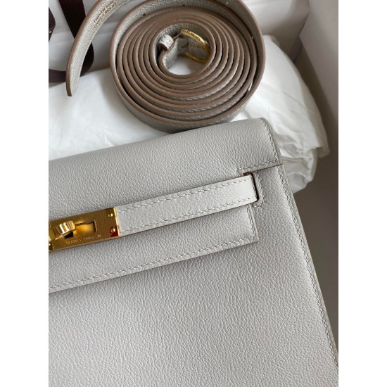 Hermes Kelly Danse II Handmade Bag In Pearl Grey Evercolor Calfskin