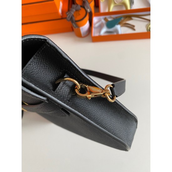 Hermes Kelly Depeches 25 Pouch in Black Epsom Calfskin